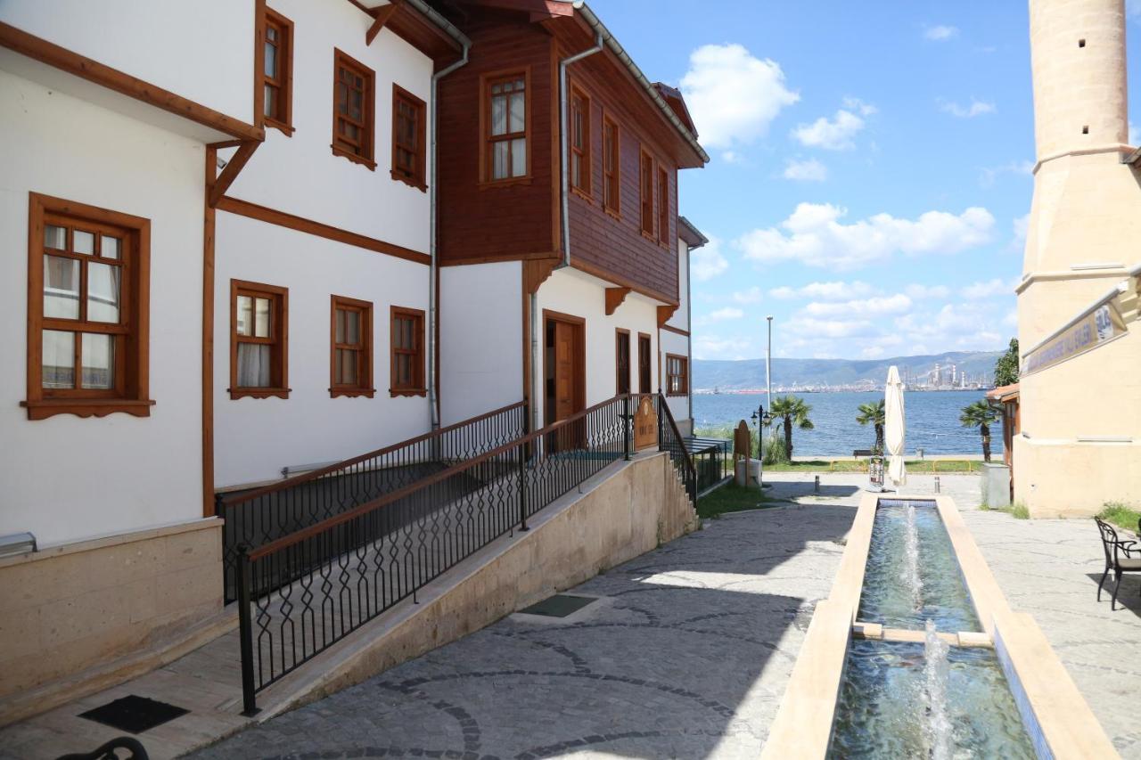 Yali Konak Butik Otel Golcuk Exterior photo