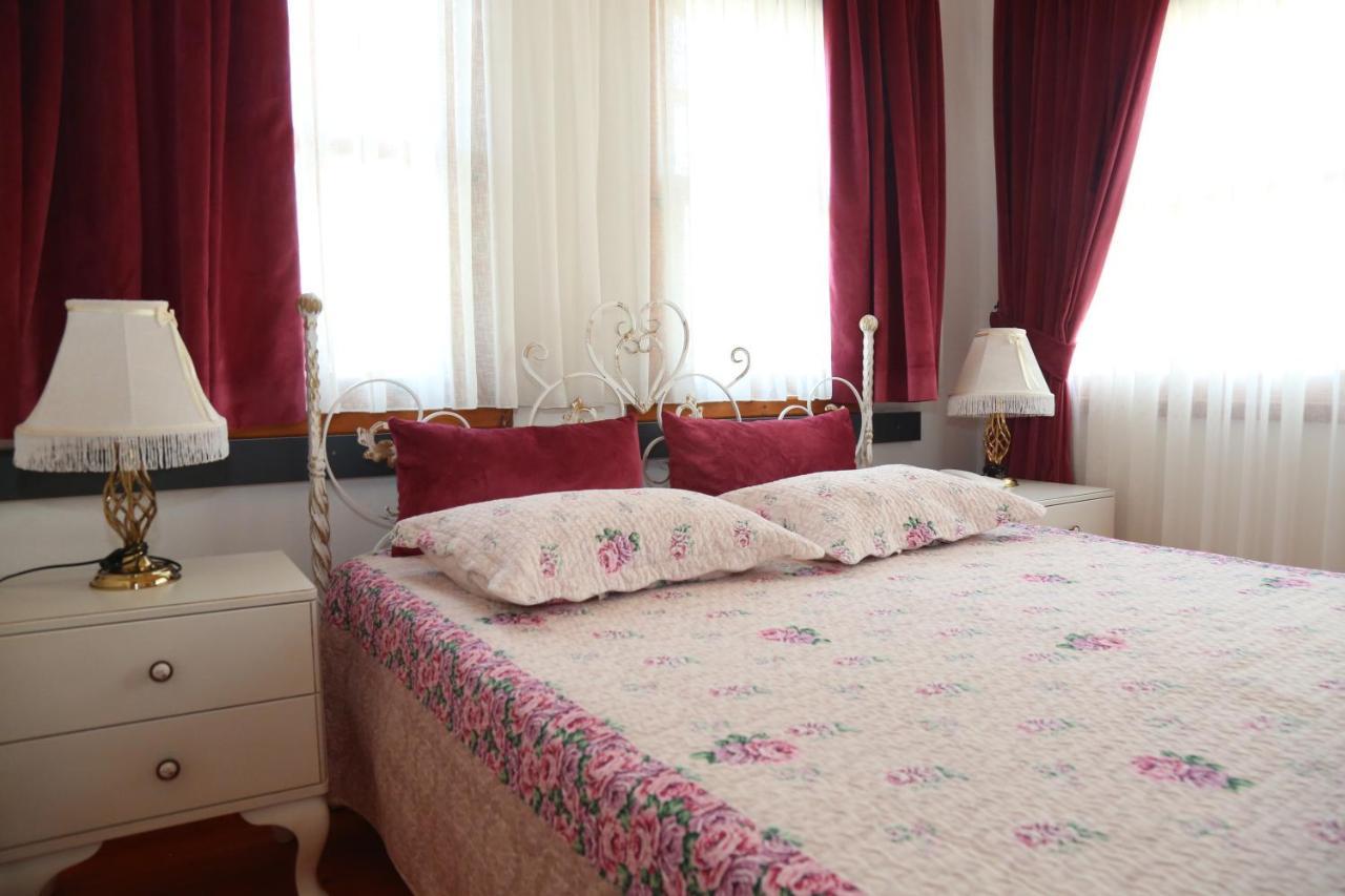 Yali Konak Butik Otel Golcuk Exterior photo